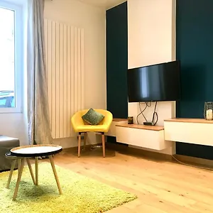 Adorable Souplex Batignolles Paris