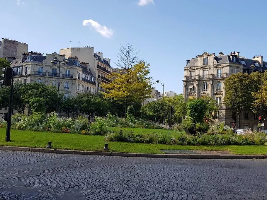 Cosy Studio Paris Wagram Apartment